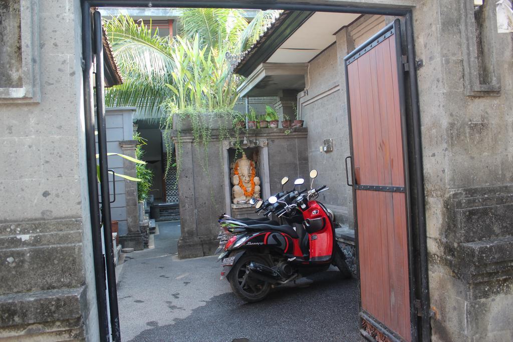 Letos Kubu Homestay Kuta Lombok Exteriör bild