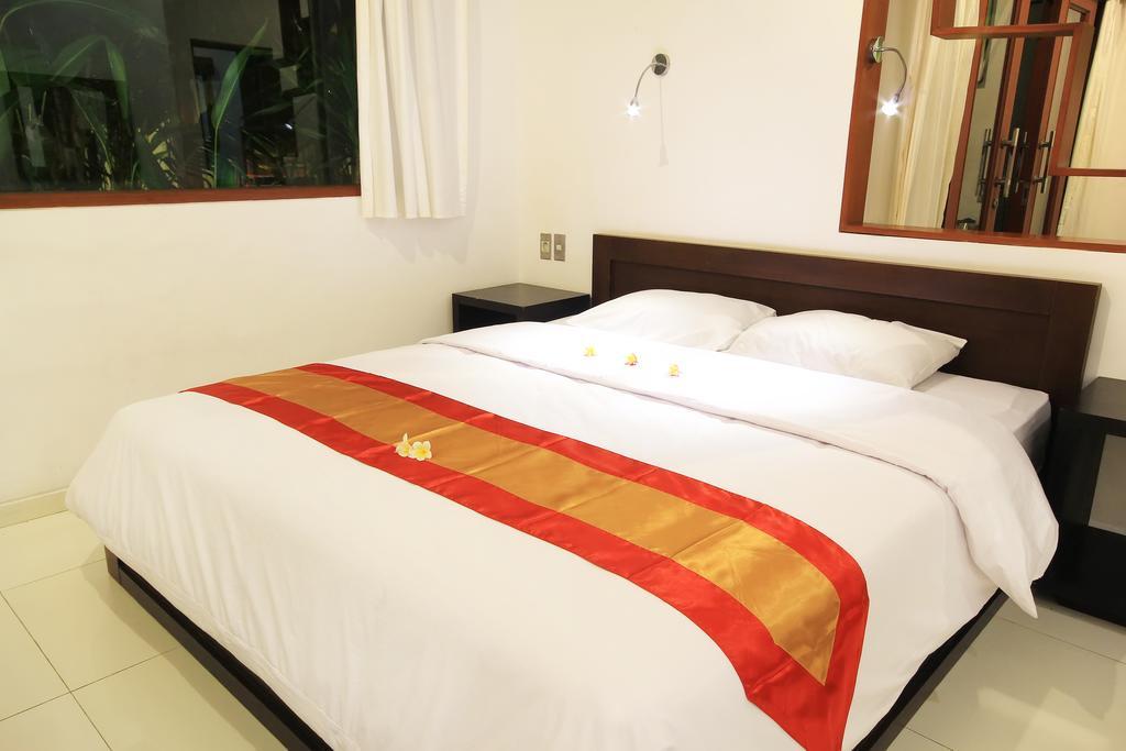 Letos Kubu Homestay Kuta Lombok Exteriör bild